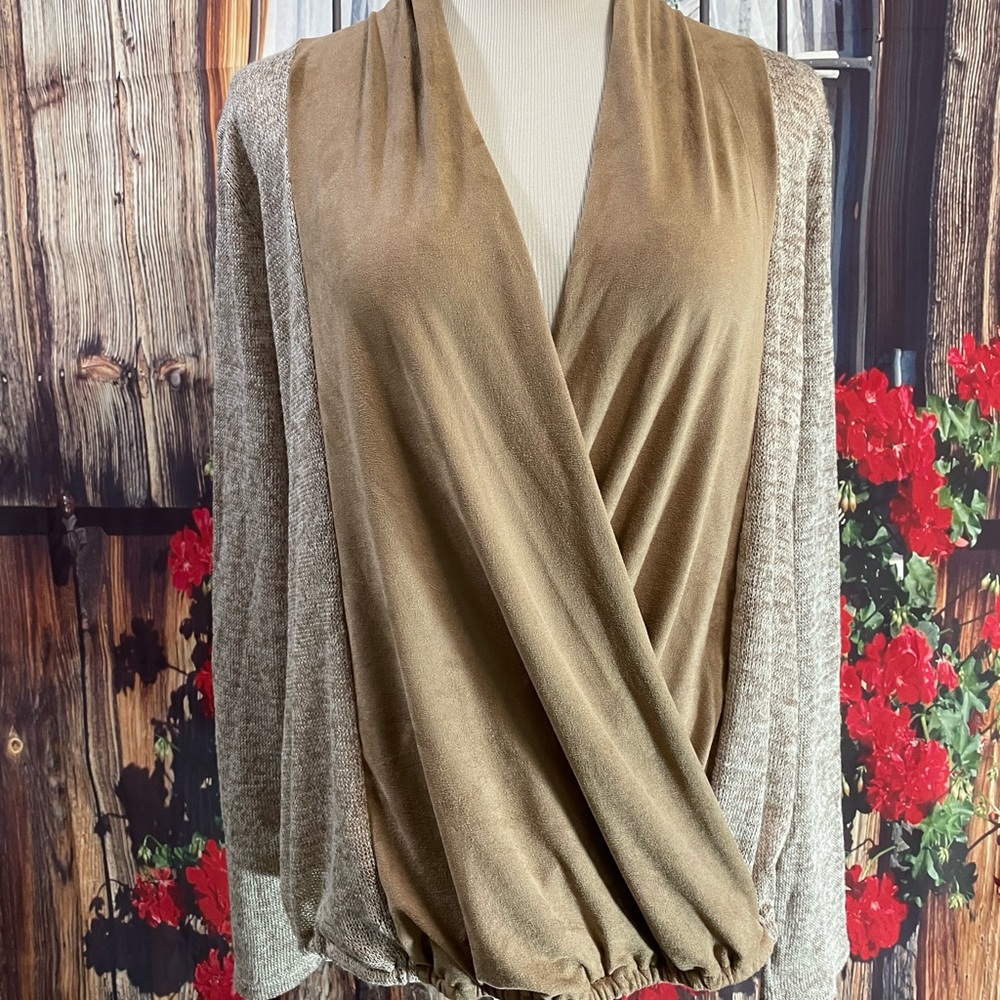 Paradiso Sweater with suede panels